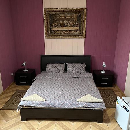 Mini Hotel Leon Lalovo Ngoại thất bức ảnh